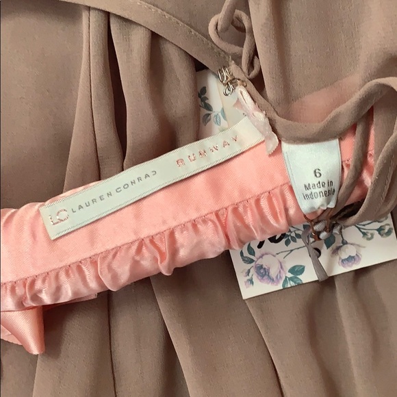 Lauren Conrad Runway Limited Edition Dress - Picture 6 of 8